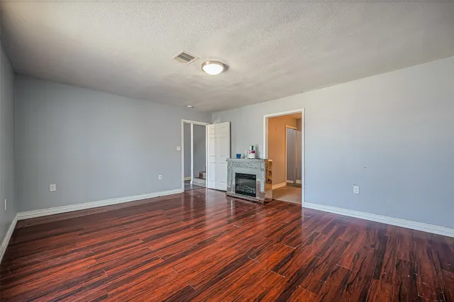 a view of livingroom with furniture and wooden floor