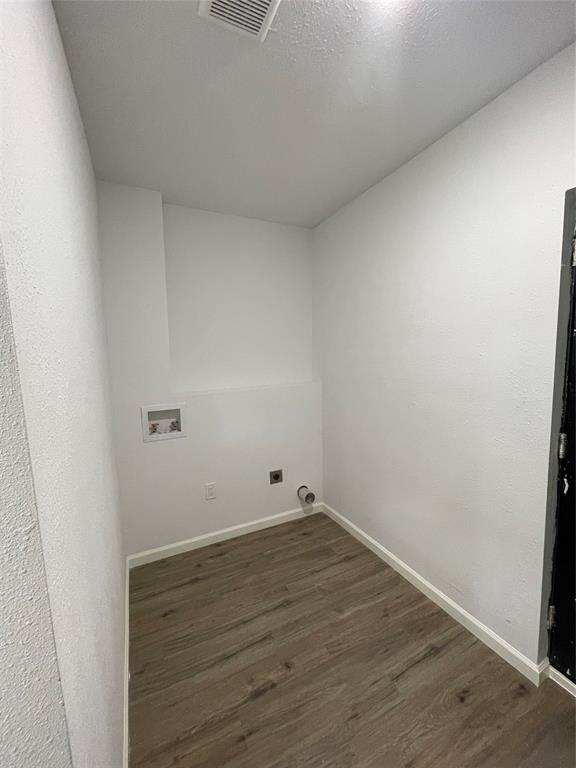 607 East Monterey Street Denison, TX 75021 - Photo 11 of 34 a view of an empty room