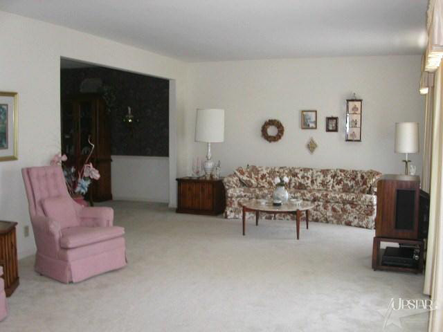 730 Flaxmill Road Huntington, IN 46750 - Photo 3 of 18 Gallery Image 3