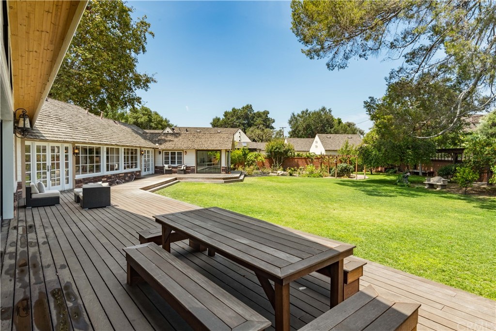 4255 Chestnut Avenue Long Beach, CA 90807 - Photo 41 of 48 a view of a patio with swimming pool