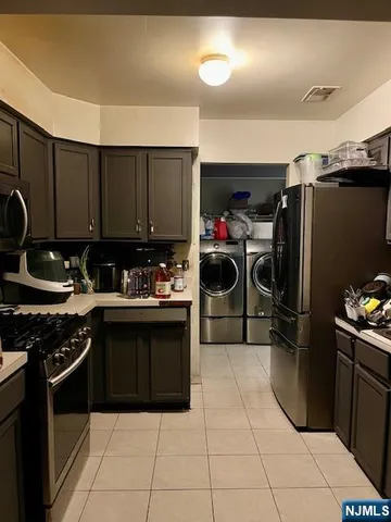 $230,000 | 539 Union Avenue, Unit 11, Irvington, NJ 07111