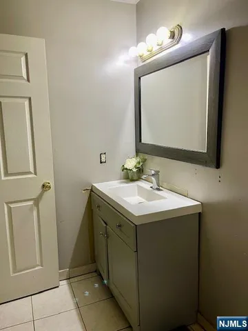 $230,000 | 539 Union Avenue, Unit 11, Irvington, NJ 07111