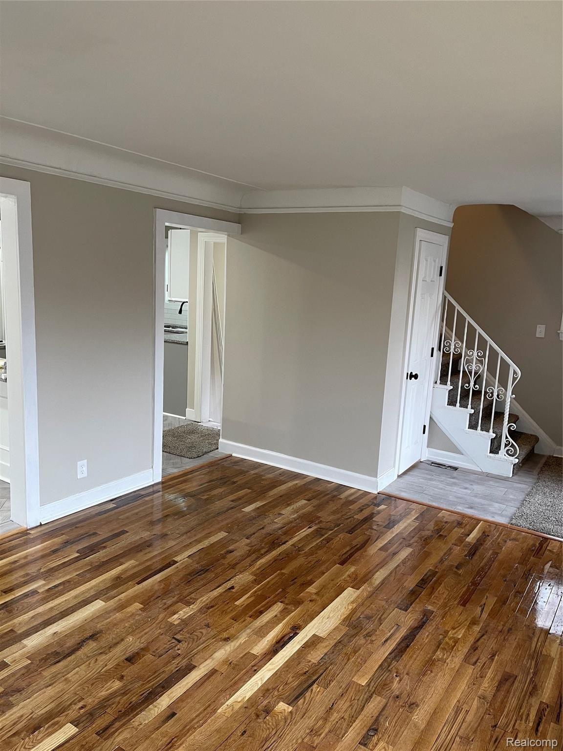 5776 Devonshire Road Detroit, MI 48224 - Photo 8 of 51 L9vPaDesTTmHDOQIk04CTA.jpg