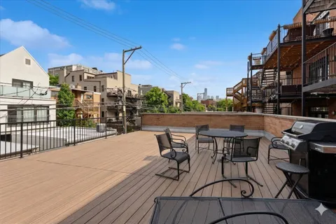 $630,000 | 1363 North Mohawk Street, Unit 1, Chicago, IL 60610