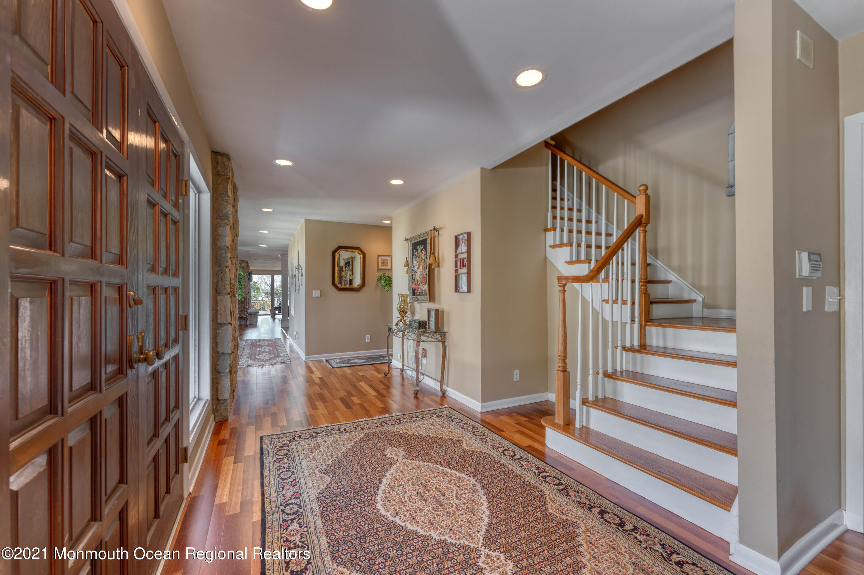 626 Oceanview Road Brielle, NJ 08730 - Photo 3 of 37 Welcoming Foyer