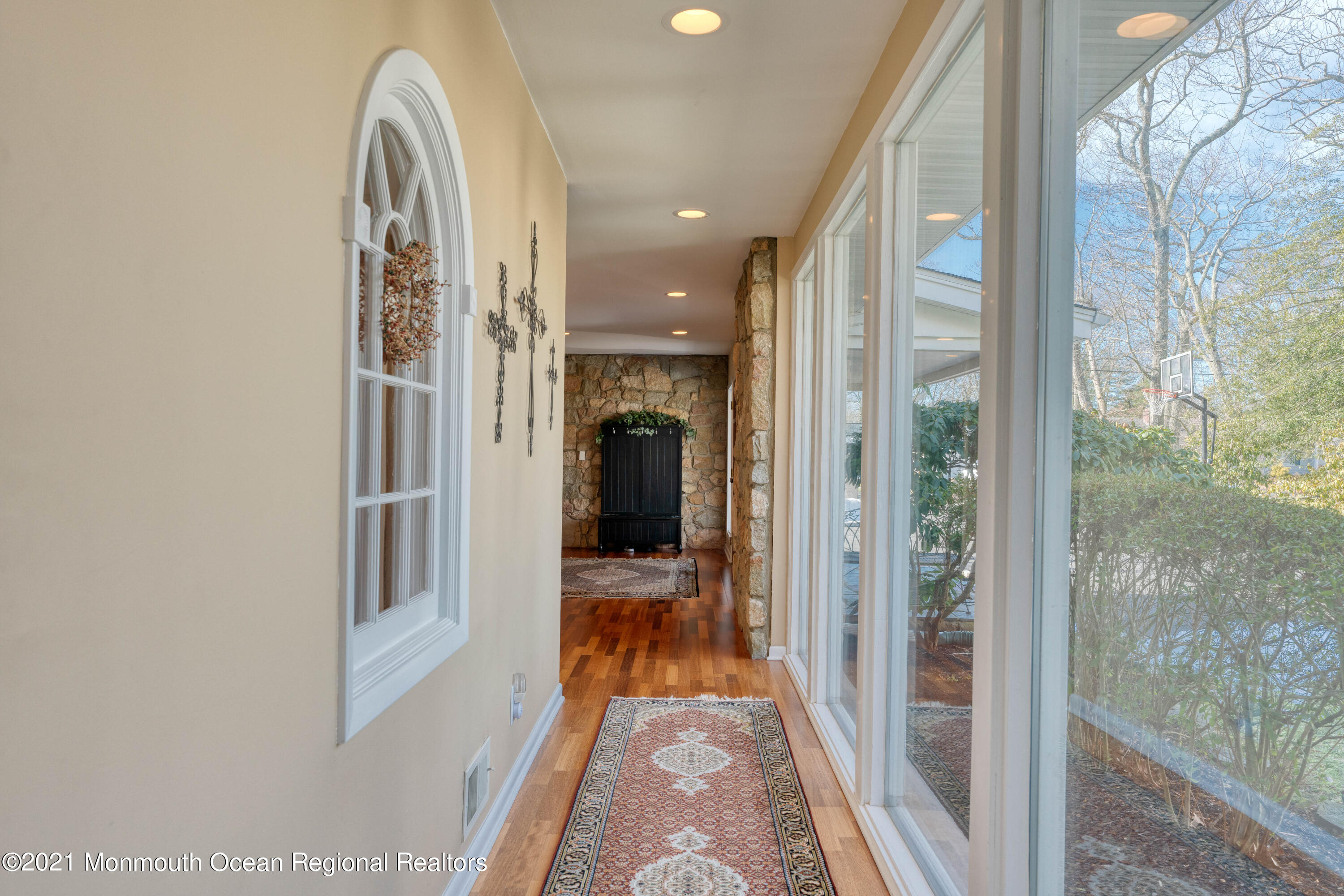 626 Oceanview Road Brielle, NJ 08730 - Photo 5 of 37 Sun-filled Home