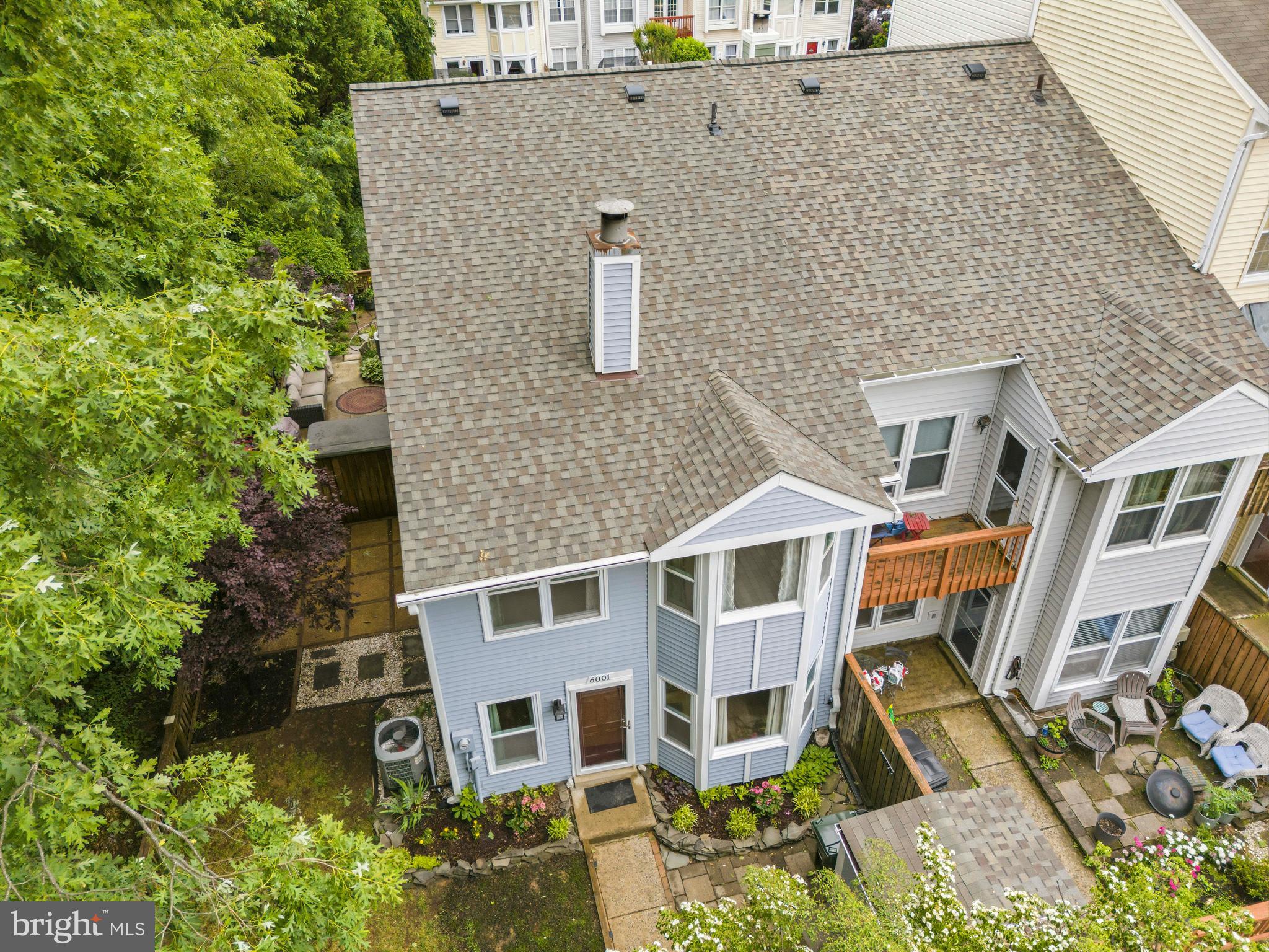 6001 Rabbit Hill Court Centreville, VA 20121 - Photo 41 of 46 an aerial view of a house with a garden