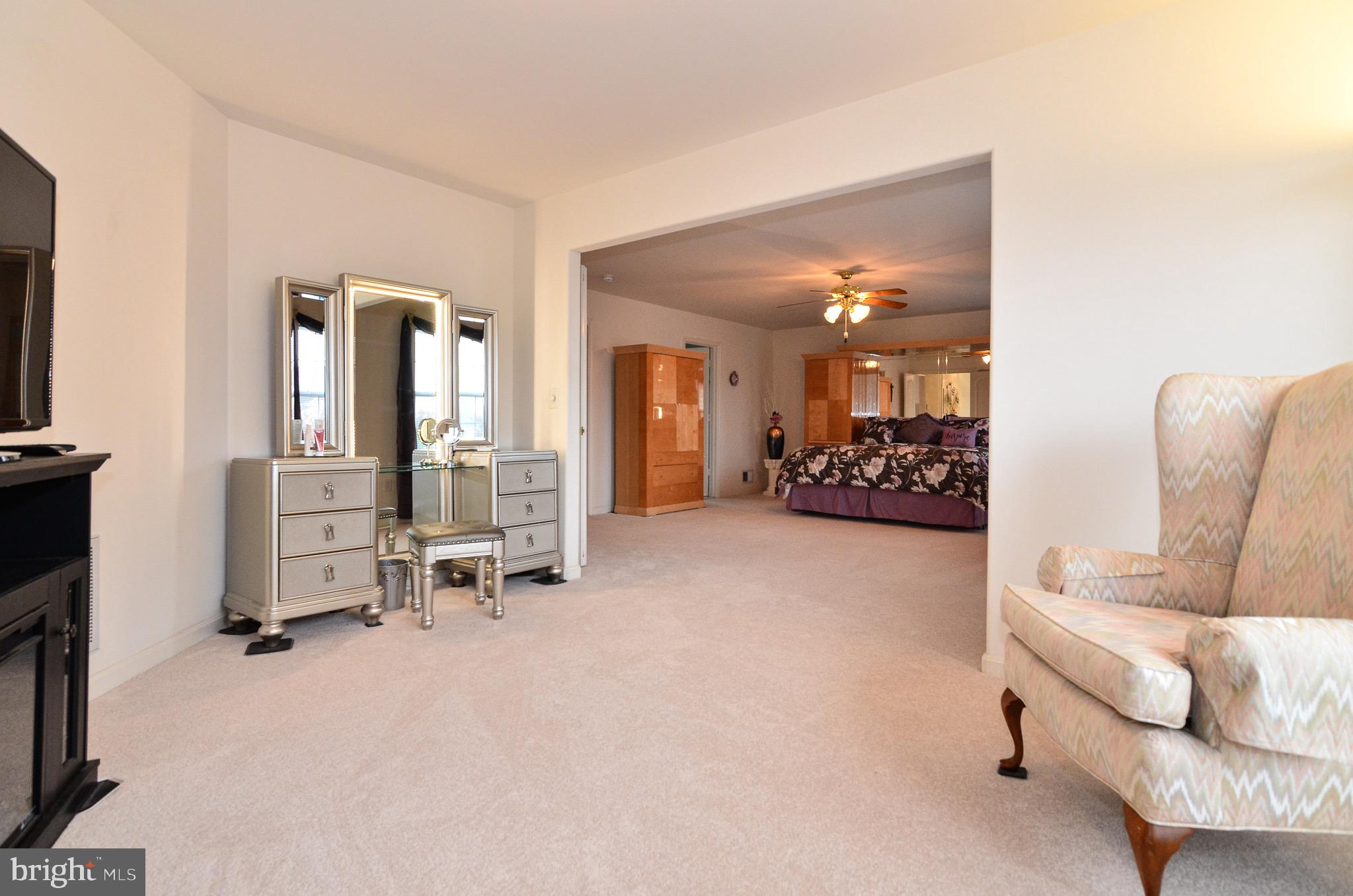 700 Race Course Road Warrenton, VA 20186 - Photo 23 of 37 Master Ensuite Sitting Room