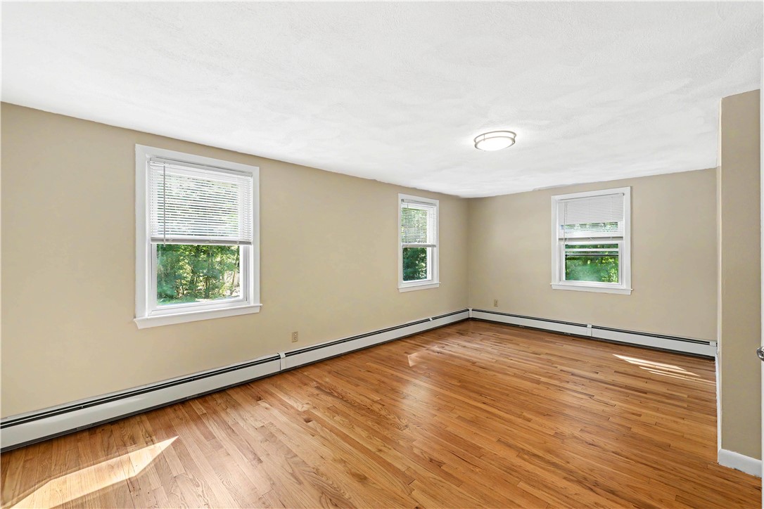 505 Snake Hill Road Glocester, RI 02857 - Photo 11 of 25 Gallery Image 11