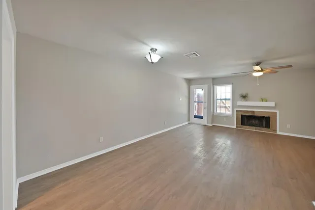 $165,000 | 7307 Kingswood Circle, Fort Worth, TX 76133