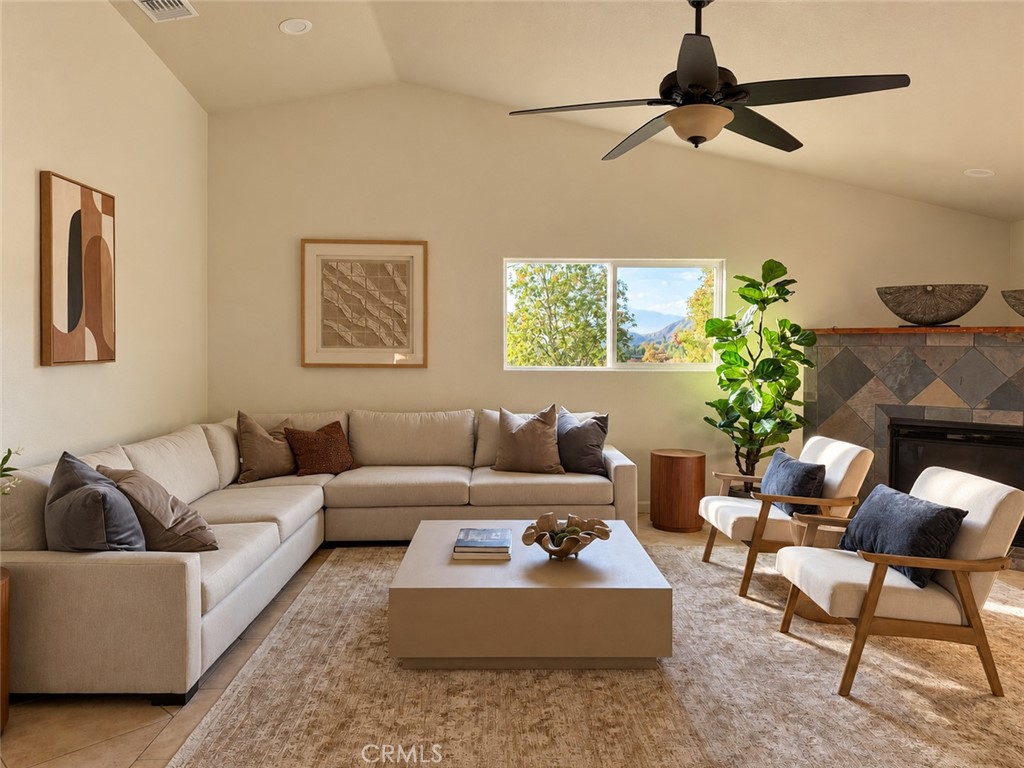 291 Hillandale Court Riverside, CA 92507 - Photo 10 of 43 Gallery Image 10