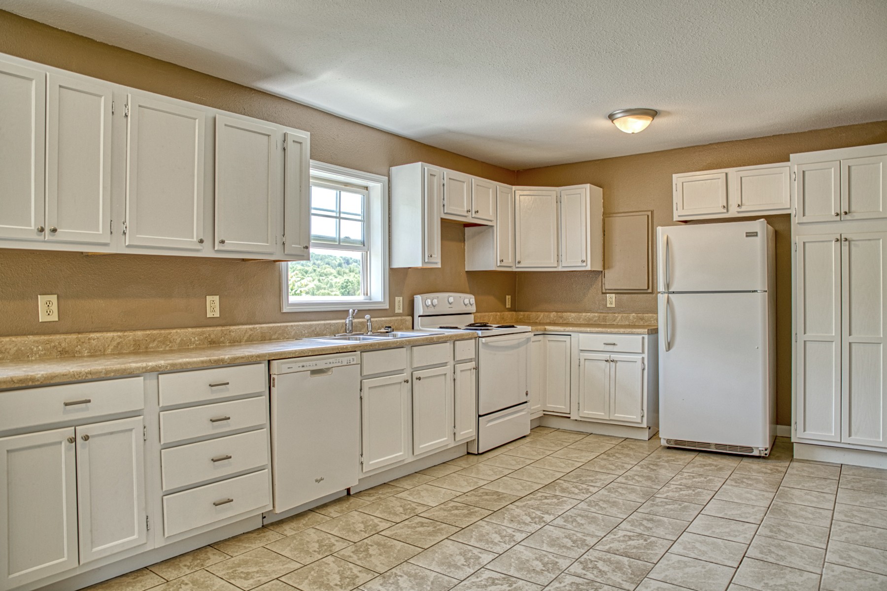 901 Okalona Road Rickman, TN 38580 - Photo 3 of 22 Gallery Image 3