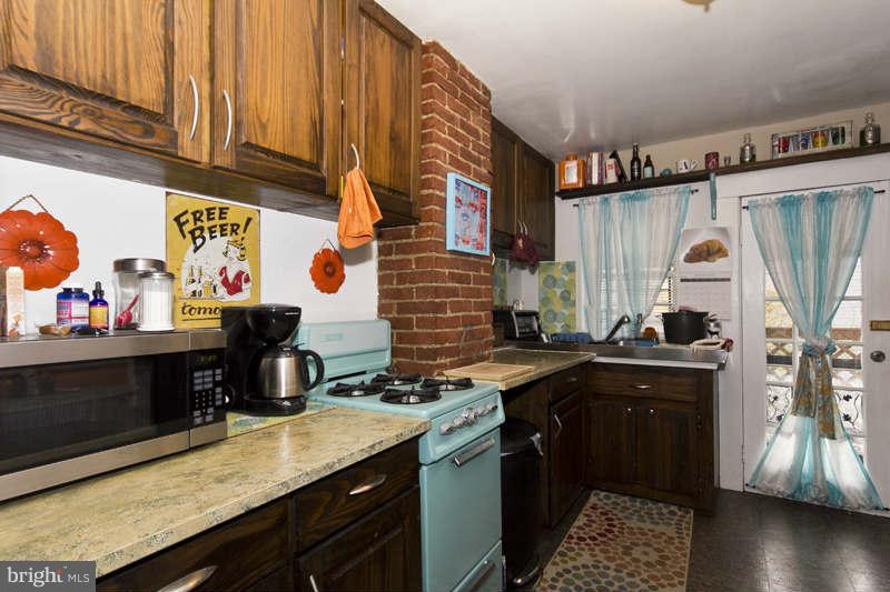 3734 Falls Road Baltimore, MD 21211 - Photo 5 of 18 Kitchen