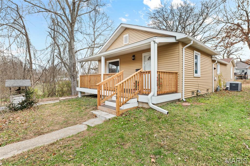 740 Home Avenue Edwardsville, IL 62025 - Photo 2 of 28