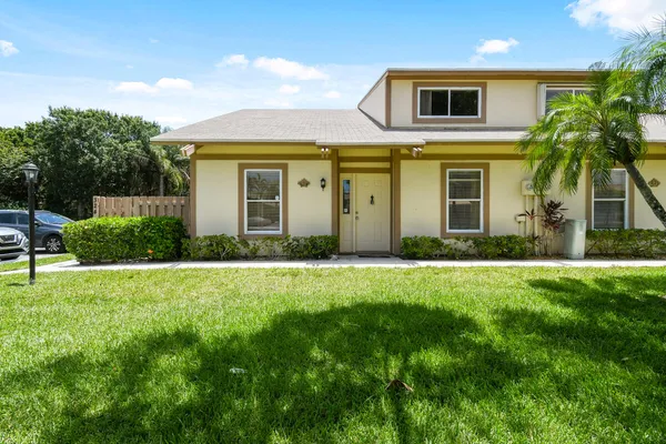 $2,400 | 324 Maplecrest Circle, Jupiter, FL 33458