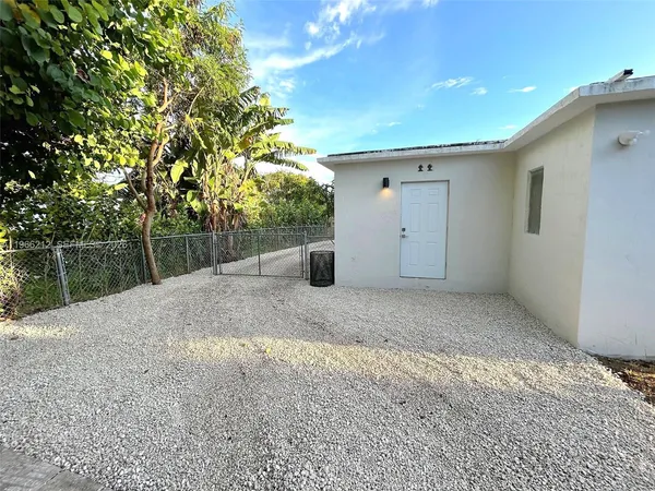 $1,150 | 15001 Leisure Drive, Unit 1, Homestead, FL 33033