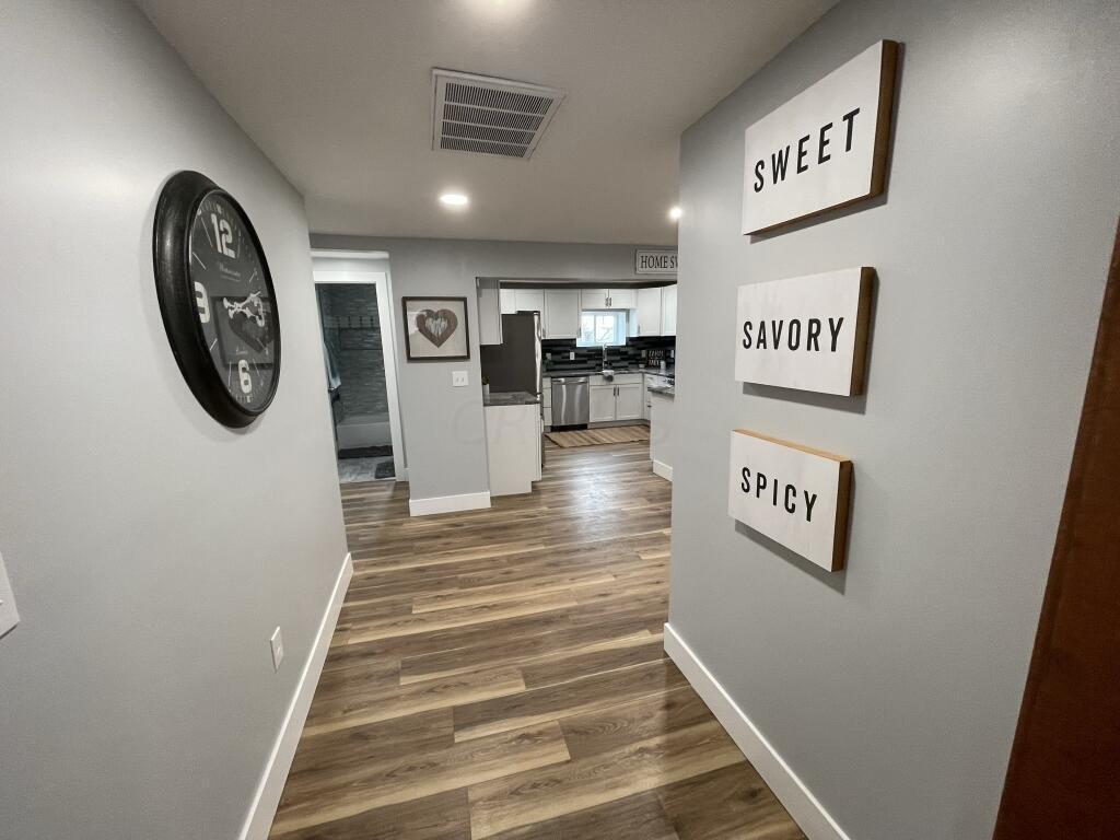 2619 Chester Road Columbus, OH 43231 - Photo 10 of 14 10-Photo 10