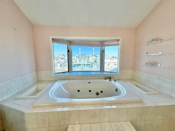 $47,500 | 31 Seaview Drive, Longport, NJ 08403