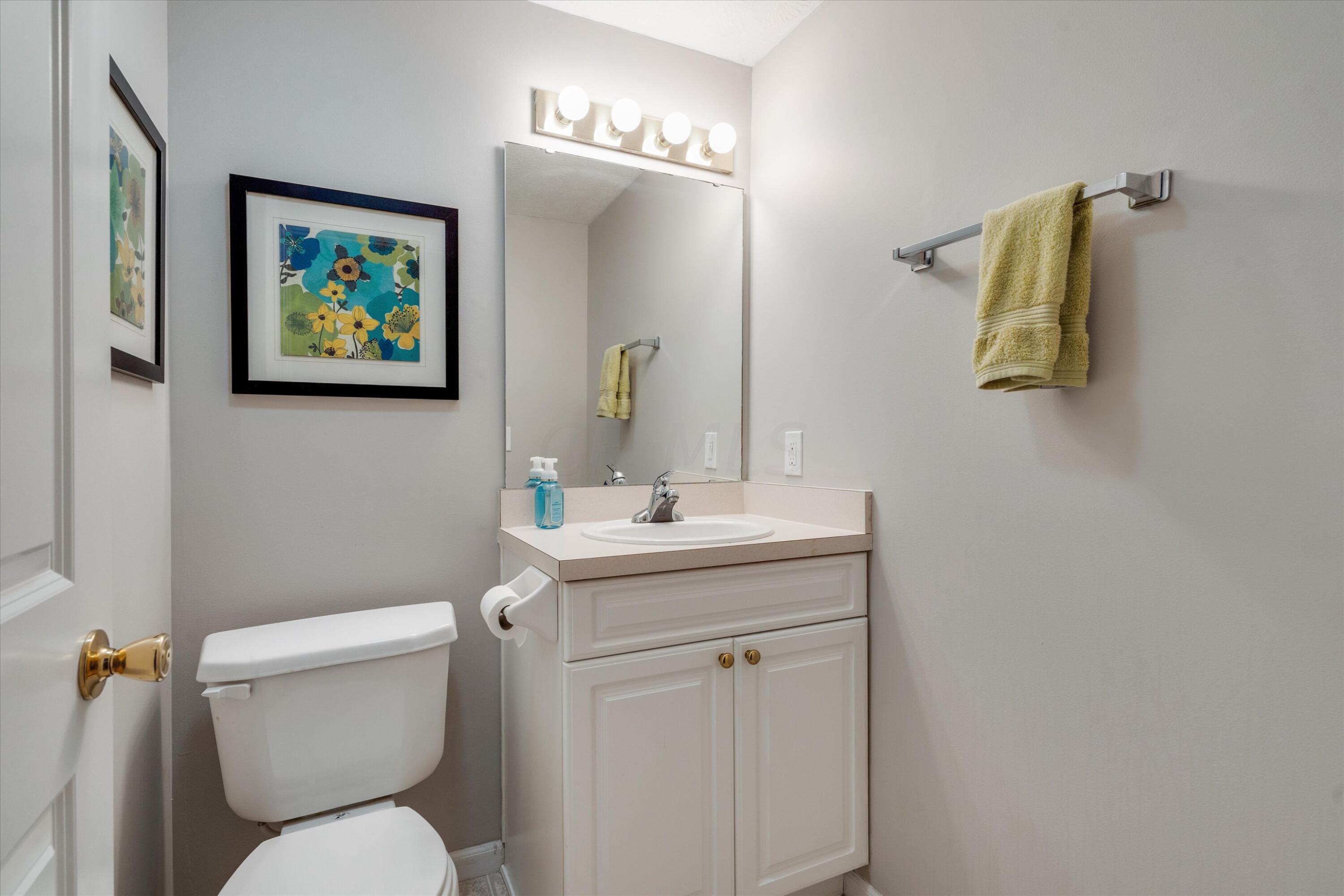 623 Lazelle Road Westerville, OH 43081 - Photo 15 of 16 30-dsc05853-dsc05855