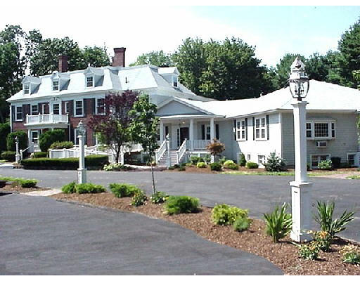 5 Porter Road, Unit 302 Andover, MA 01810 - Photo 1 of 3
