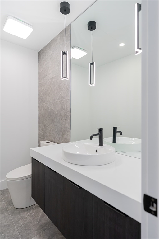 3 Brandt Drive Woburn, MA 01801 - Photo 24 of 38