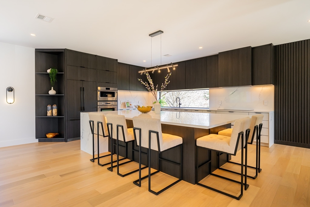 3 Brandt Drive Woburn, MA 01801 - Photo 8 of 38