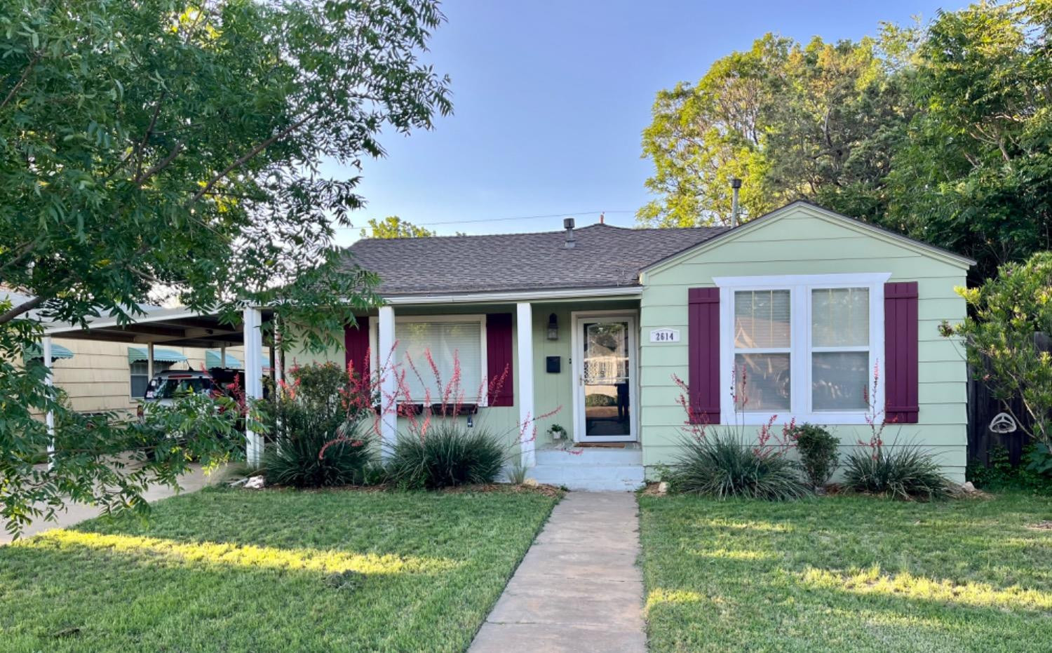 2614 32nd Street Lubbock, TX 79410 - Photo 1 of 35 Photo 1