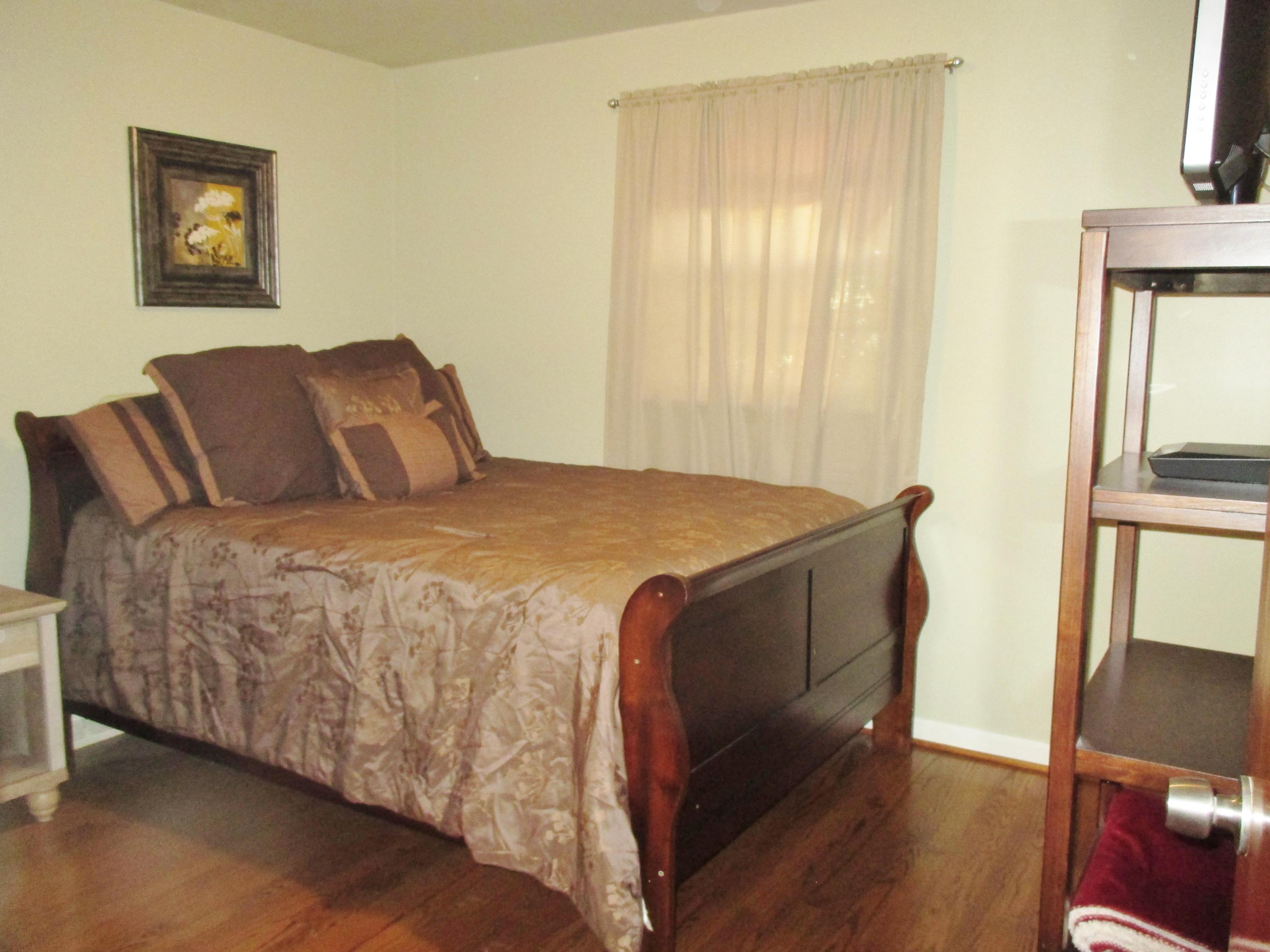 502 Magnolia Road Roanoke, VA 24019 - Photo 12 of 33 10