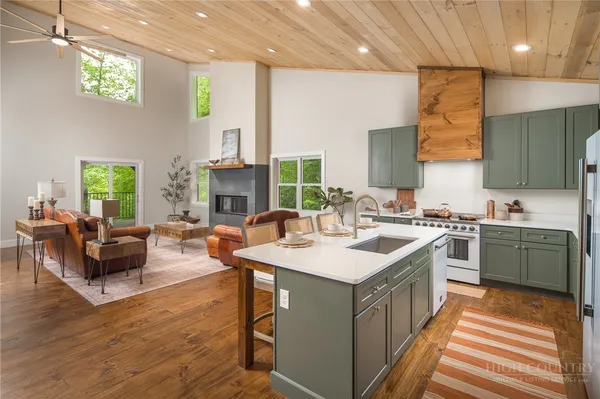 $1,295,000 | 207 Laurel Canopy Lane, Boone, NC 28607