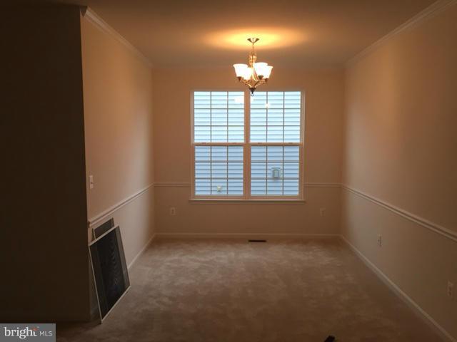 571 Hunters Road Culpeper, VA 22701 - Photo 11 of 22 Living Room