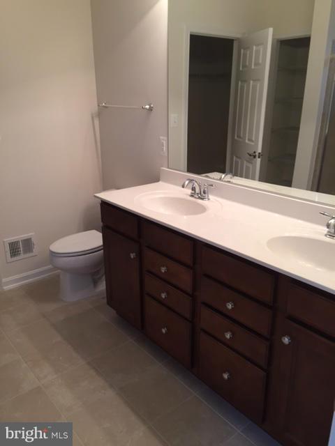 571 Hunters Road Culpeper, VA 22701 - Photo 15 of 22 Bath (Master)