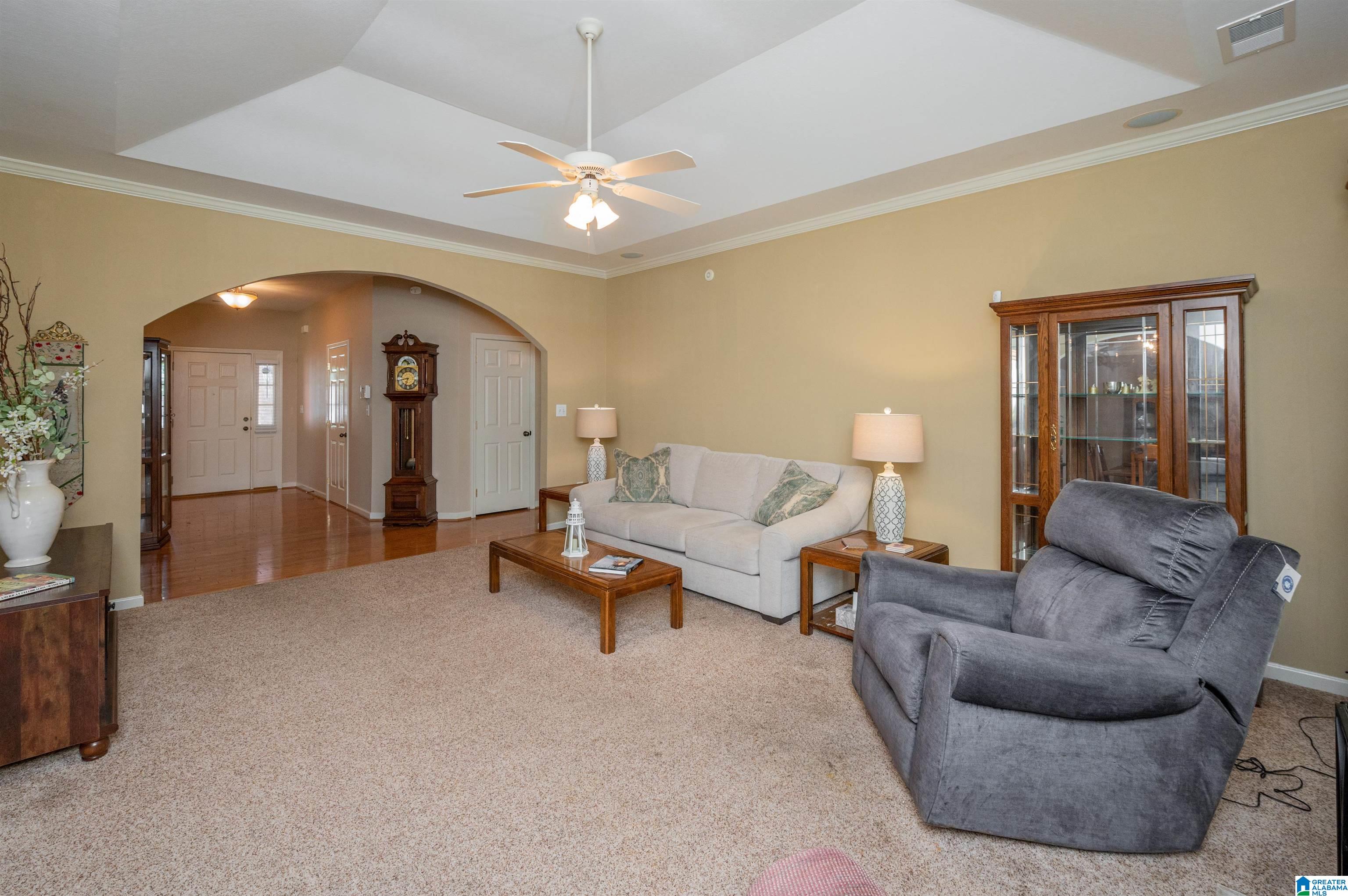 304 Cove Circle Pelham, AL 35124 - Photo 10 of 46
