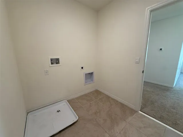 $2,600 | 915 Waterfall Boulevard, Davenport, FL 33837