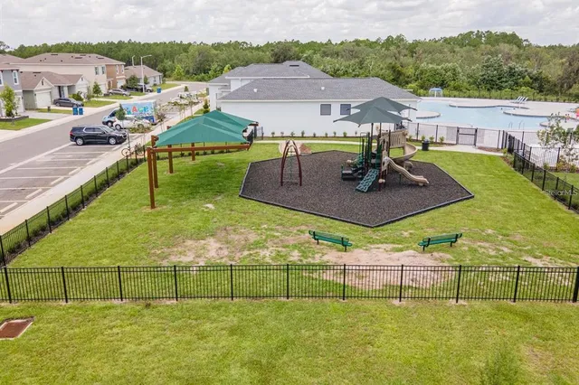 $2,600 | 915 Waterfall Boulevard, Davenport, FL 33837