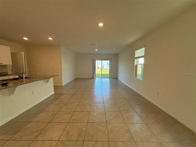 $2,600 | 915 Waterfall Boulevard, Davenport, FL 33837