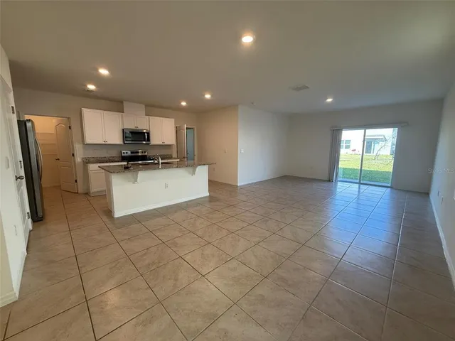 $2,600 | 915 Waterfall Boulevard, Davenport, FL 33837