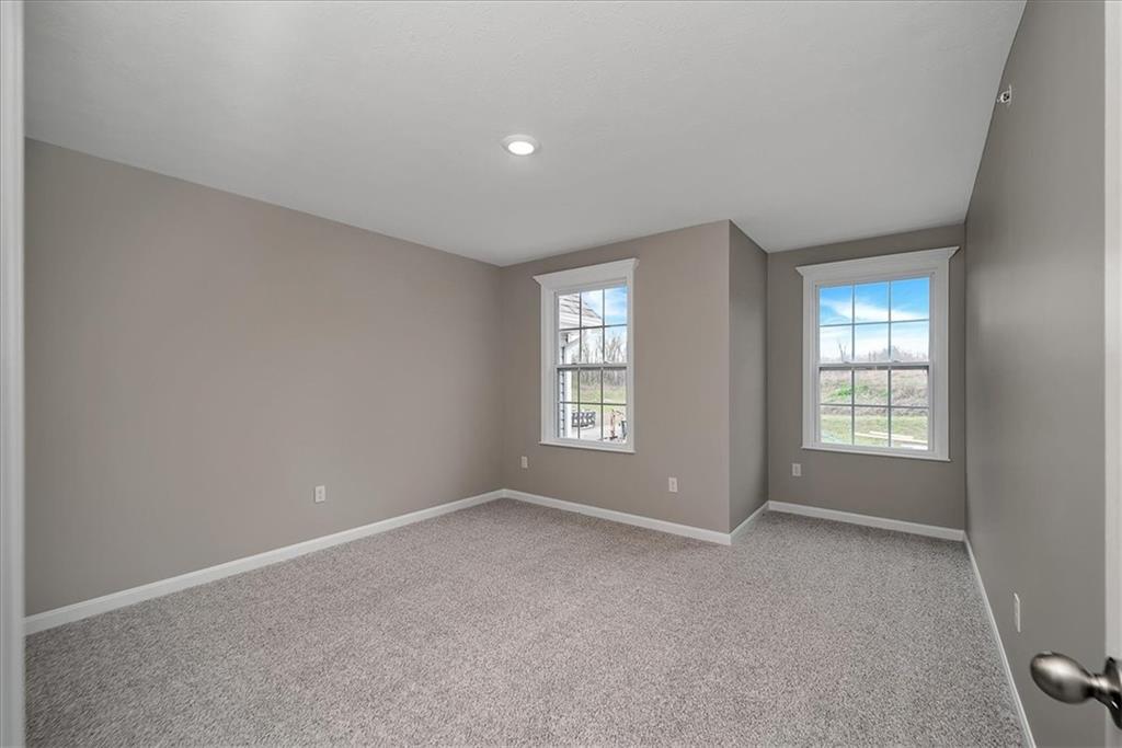 167 Lockheed Drive Coraopolis, PA 15108 - Photo 18 of 25 Gallery Image 18