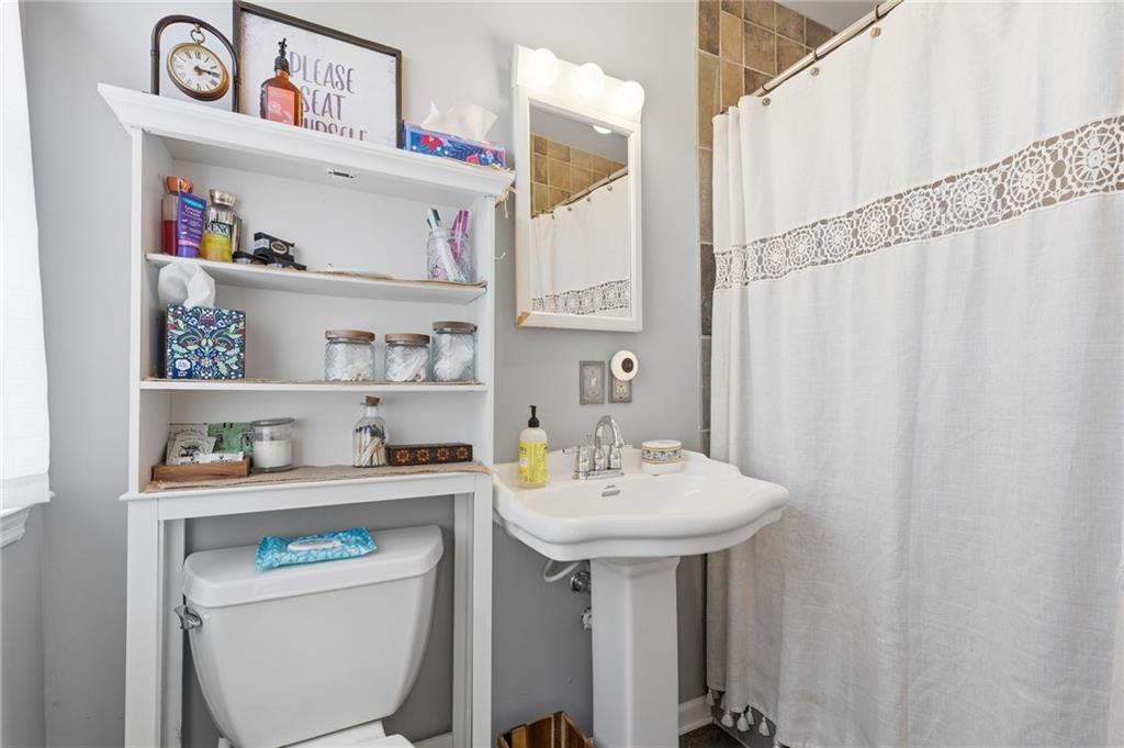 1225 Cumberland Valley Road Gainesville, GA 30501 - Photo 32 of 42