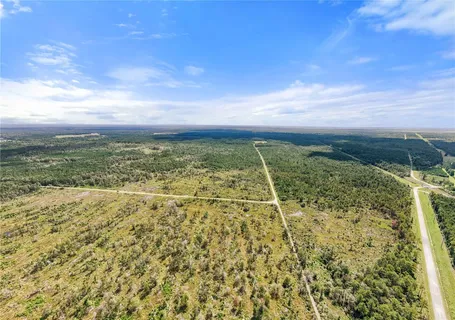 $2,208,000 | 8 Old Beaumont Road, Sour Lake, TX 77659
