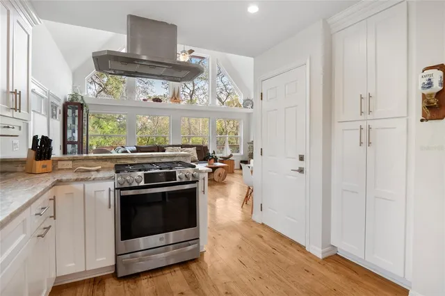 a balcony with an outdoor space