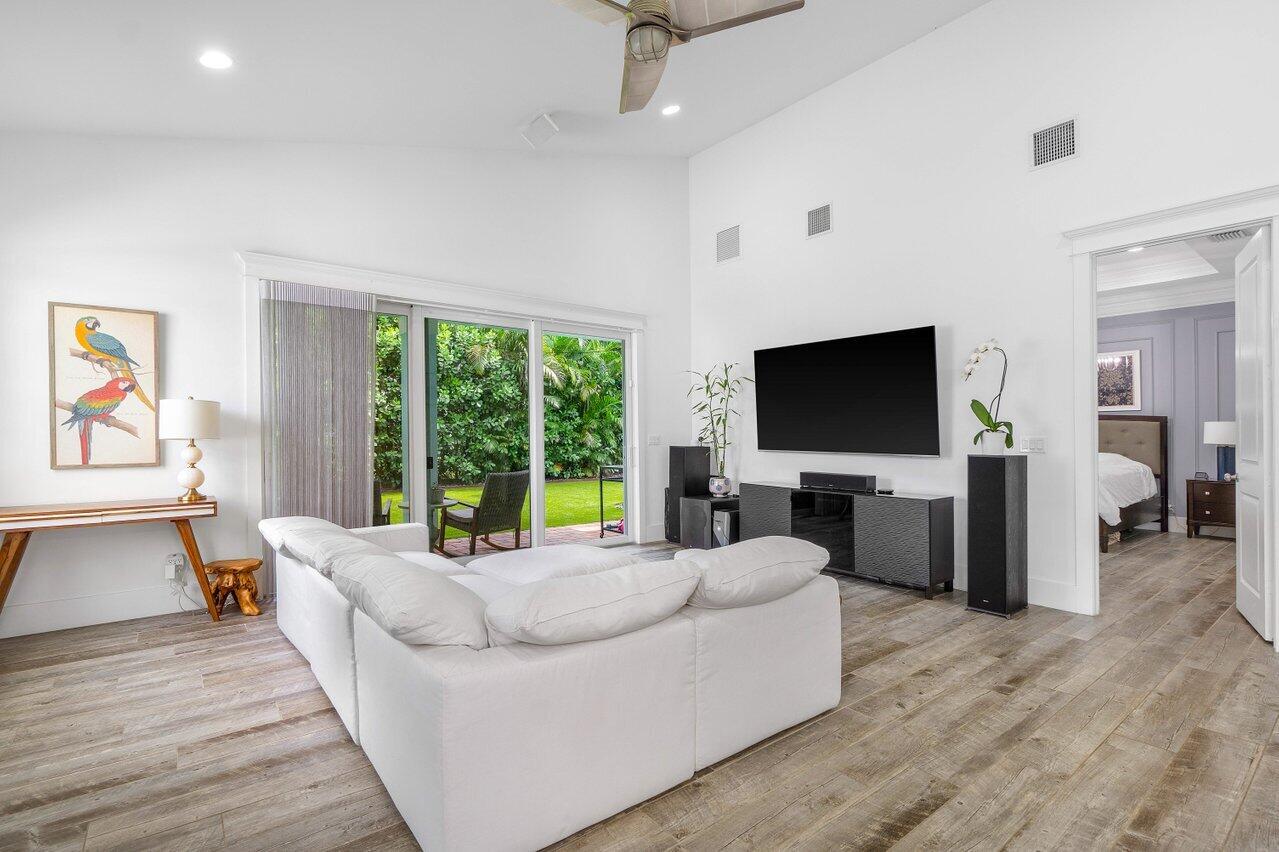 405 Coconut Avenue Stuart, FL 34996 - Photo 18 of 60 021-405CoconutAvenue-Stuart-FL-34996-SMA