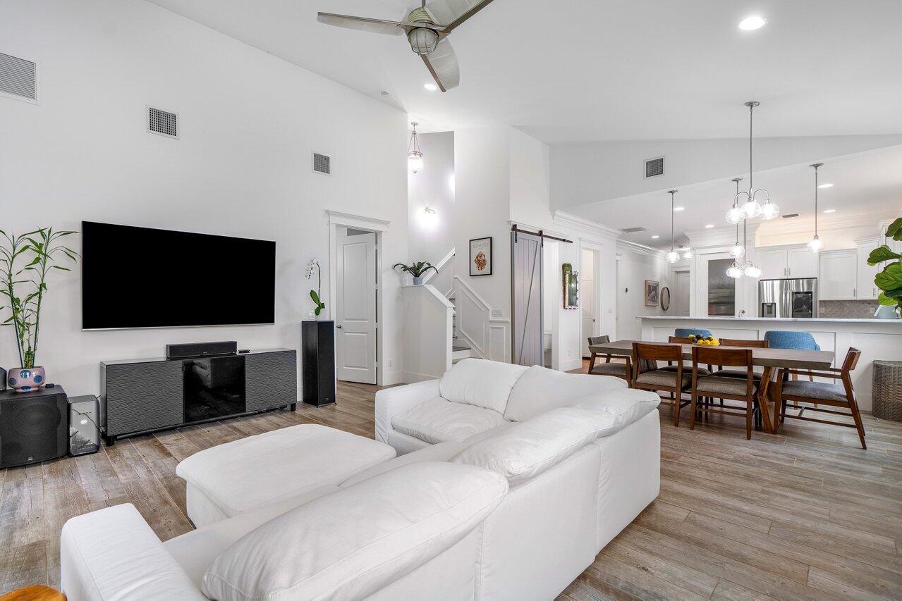 405 Coconut Avenue Stuart, FL 34996 - Photo 20 of 60 023-405CoconutAvenue-Stuart-FL-34996-SMA
