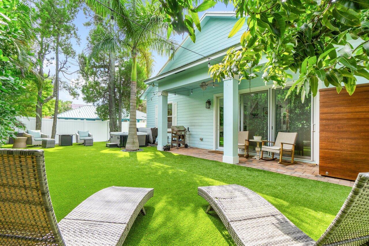 405 Coconut Avenue Stuart, FL 34996 - Photo 39 of 60 043-405CoconutAvenue-Stuart-FL-34996-SMA