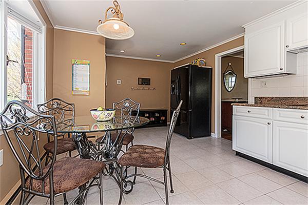 37 Robinhood Road Winchester, MA 01890 - Photo 6 of 18 Gallery Image 6