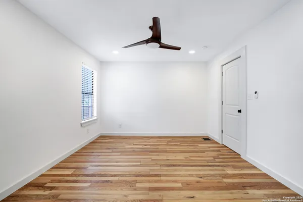 $3,150 | 1613 North Olive Street, San Antonio, TX 78208