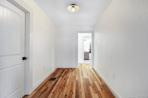 $3,150 | 1613 North Olive Street, San Antonio, TX 78208