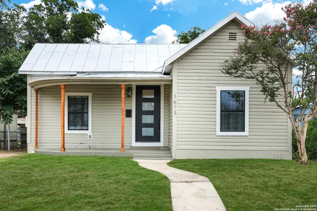 $3,150 | 1613 North Olive Street, San Antonio, TX 78208