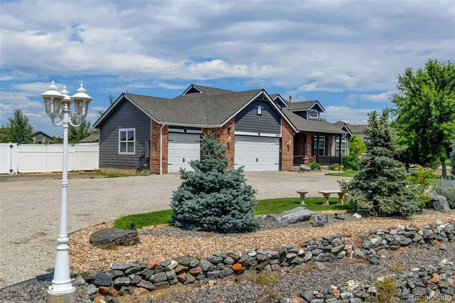 $769,900 | 16735 Shadow Wood Court, Hudson, CO 80642