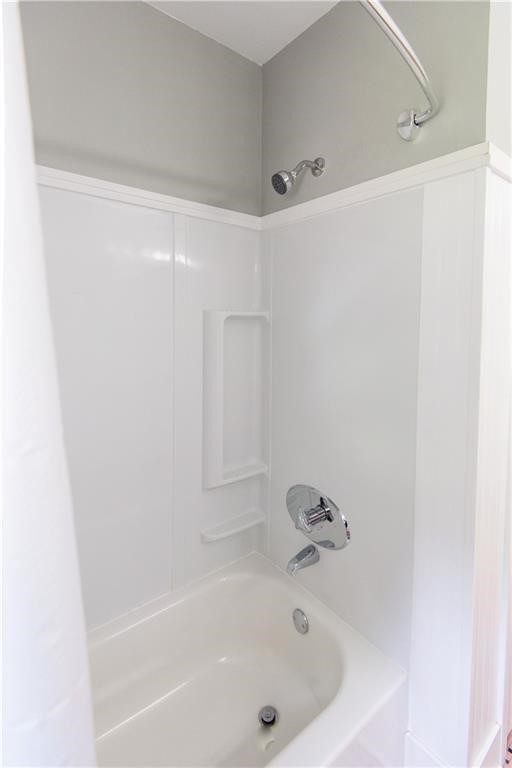 5 Sherri Lane Middletown, RI 02842 - Photo 12 of 22