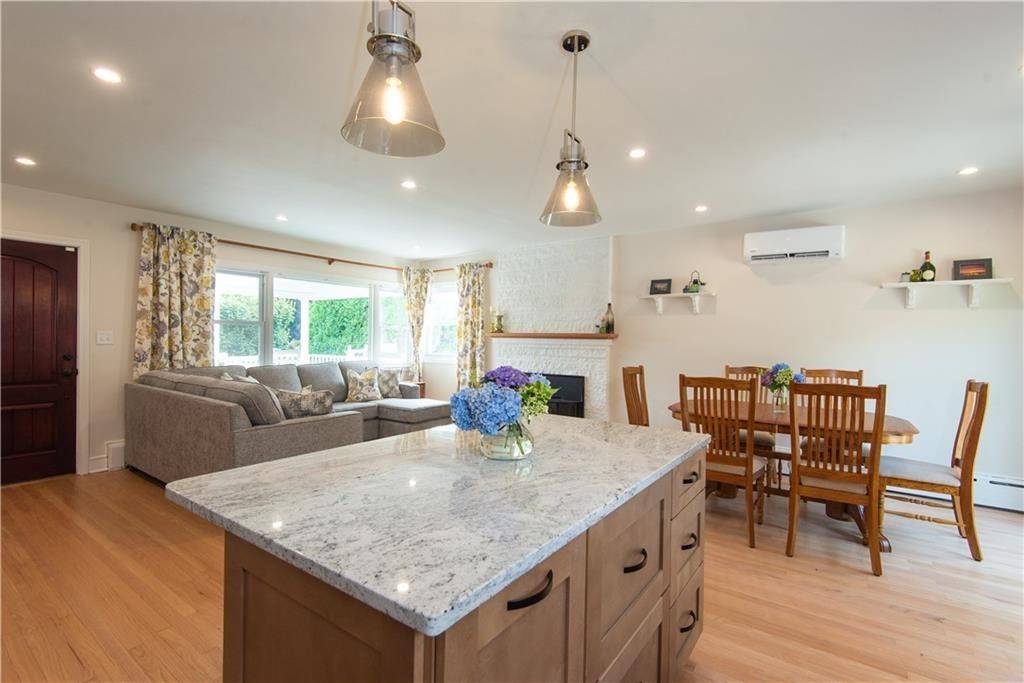 5 Sherri Lane Middletown, RI 02842 - Photo 4 of 22